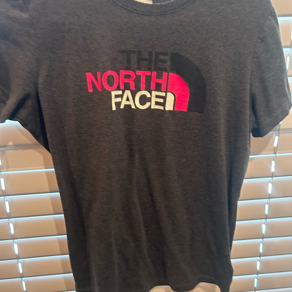 North Face Brand Tee Sporty